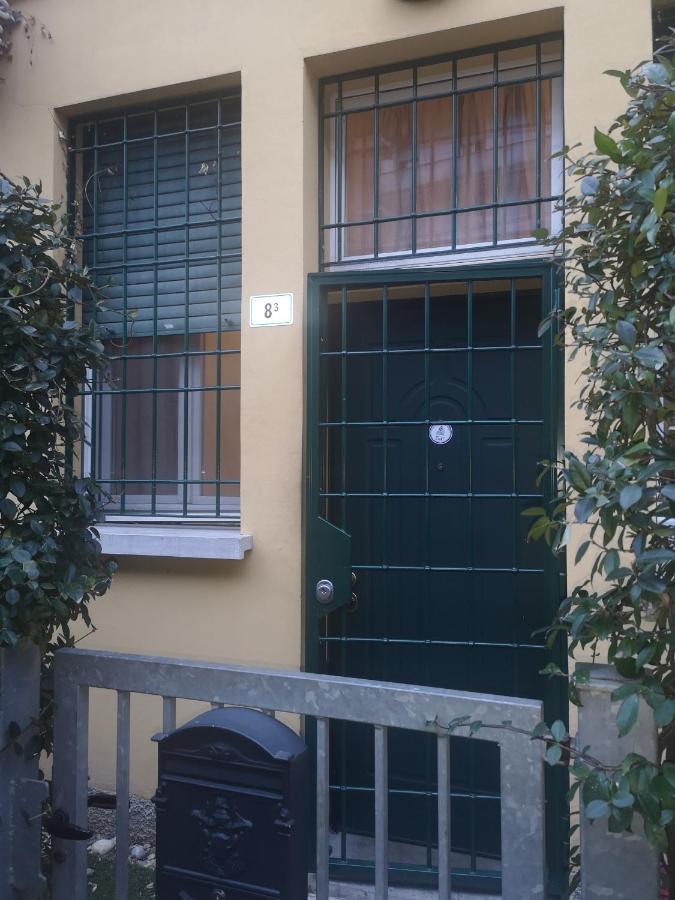 Farolfi Apartments Ranzani Болоня Екстериор снимка